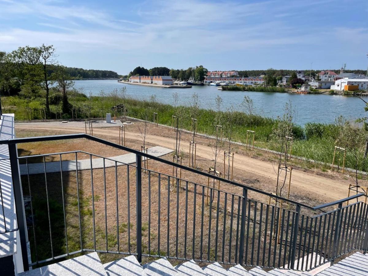 Apartament Cicha Woda Dziwnów Exteriör bild