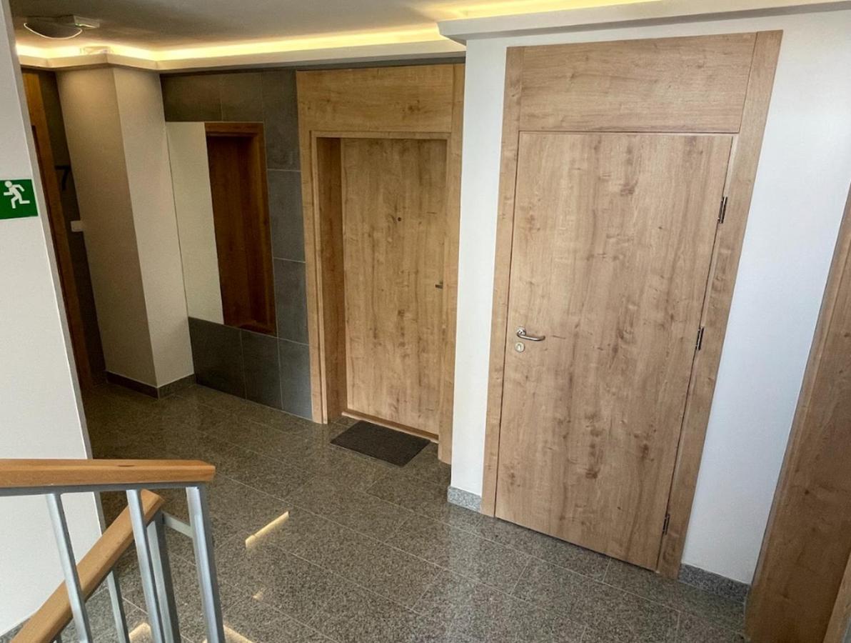 Apartament Cicha Woda Dziwnów Exteriör bild