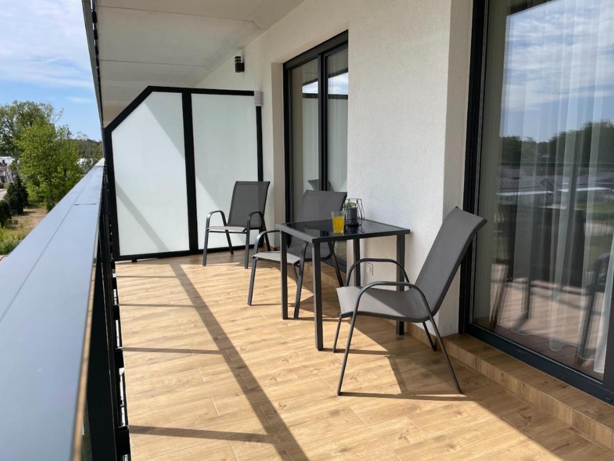 Apartament Cicha Woda Dziwnów Exteriör bild